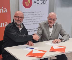 Josep Campaña, president de l’associació, i Leo Martínez, adjunt a la Direcció General de Mutuacat