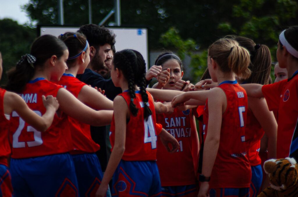 Mutuacat premia el joc net a la Pequecopa Colegial